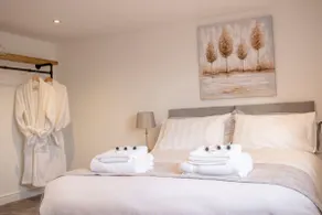 Beautiful 3 Bedroom Luxury Cottage Short Distance To York - Image 5