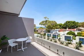 Bondi Beach Studio Suite 3 - Image 2