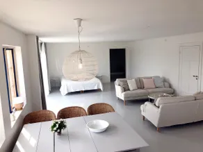 90 sqm apartment furnished for socializing - Image 5