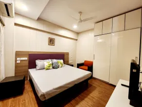 NEO1 Independent 1BHK Apartment South Delhi GK-1 - Image 3