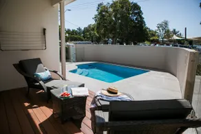 Riverside Townhouse w/ pool by Stay Noosa - Image 5