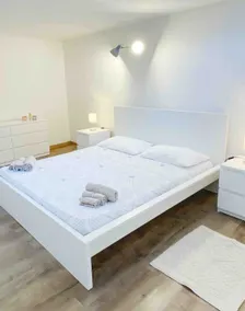 Casa Nina two-room apartment in the heart of Carloforte - Image 3