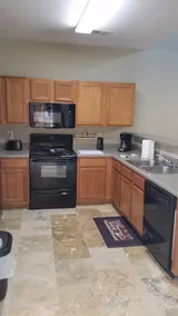 Spacious Cartersville Townhome - Image 5