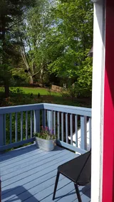 Bright and sunny in-law suite. No cleaning fees - Image 4