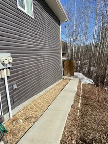 Muskeg Creek Suite close to Multiplex & AU - Image 4