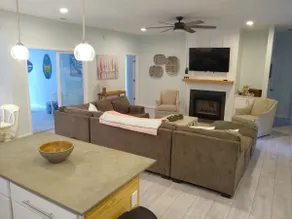 Comfy Outdoor Living & Family Retreat w/ Hot Tub - Image 2