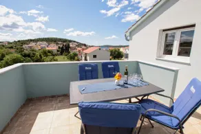 Lilly's Cozy Cove - Sun and Sea apt., w/sea view - Image 3