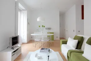 Alba Apartments, Apartment with 2 queen size beds. - Image 2