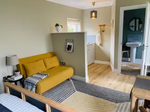 Spacious studio in the centre of Portree - Image 3
