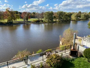 River Home Getaway with River Access - Sleeps 8 - Image 5