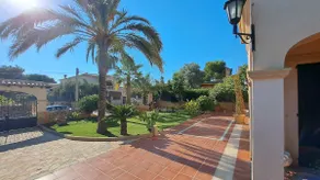Villa Lainez - Picturesque villa with pool - Image 3
