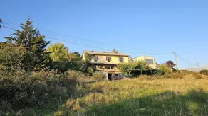 The spacious Panoramic 4 bedroom, large terrace, lake view - Image 4