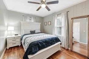 Uptown Cottage - Image 5