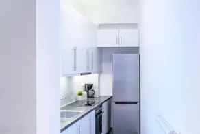 Modern design apartment near Acropolis - Image 4