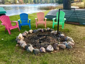 Crazy Loon Lakefront Cottage - Lake George - Image 3