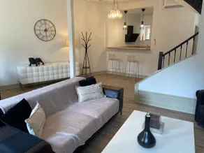 Spacious air-conditioned apartment in old Sarlat - Image 2