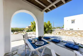 Nikos Apt 2 , just steps from Parasporos beach - Image 2