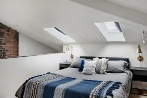 The Stafford Condo.1 bed/1 ba.Unbeatable Location - Image 4