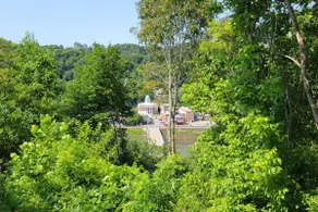 Exquisite Views|Wonderfully Private|Marshall Gem - Image 4