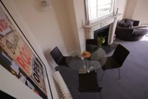 Regency Retreat  - Stylish Apartment with sea views and balcony. Great Location. - Image 5