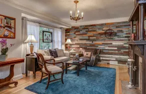 Atlanta Llama Luxury Cottage - Image 2