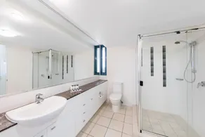 2 Bed Apartment perfect for Coastal Escape - Image 4