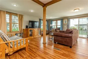 3BR / 2BA Lake Home: à quelques pas de la plage / parc privé - à 19 km de Cedar Point - Image 3