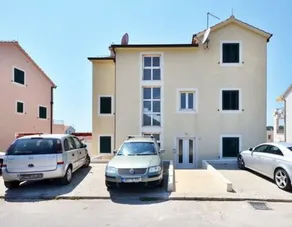 Villa royale with shared pool - Image 3