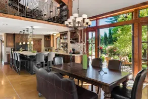 WALK to the wineries from this winemaker's home. - Image 4