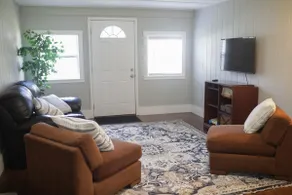 Charming Cottage, 2+BR (entire home, self checkin) - Image 4
