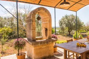 Traditional stone house in Petra ”Ca Na Cotona” - Image 4