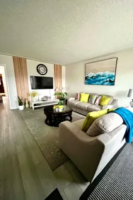 Sam-G Guesthouse Main Suite | Sleeps 6 - Image 4