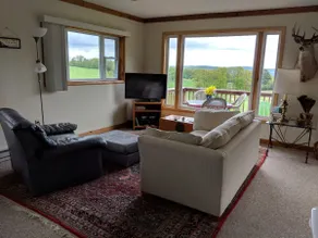 Private Scenic Retreat - Image 3