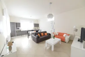 luxury apartment - Image 4