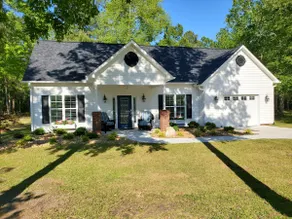 Virginia's Country Cottage - Image 2