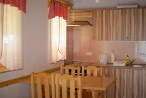 Vineyard Apartment Lovrec, w/Terrace, AC - Image 4