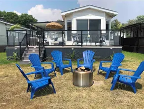 Beach and Lake Front Retreat in Sherkston Shores - Image 2