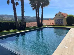 Cozy house with pool and hot tub - Image 5