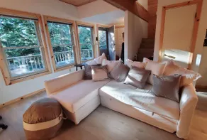 Tree Haven: Cozy Cabin Tucked in the Forest - Image 2