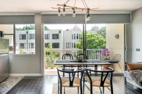 Black Diamond Studio, Prime Location, Free Parking - Image 2