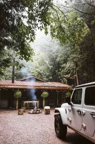 Pine Reeve Cabin. Rustic cabin in the woods. - Image 2