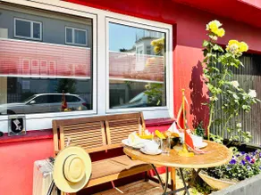 Modern Designer Studio Apartment - TOP Location - Image 2