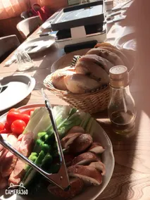 Rent one house, maximum 3 adults + 2 children sleeping in the same bed free of charge. Long-term, work, migration experience, cooking is OK - Image 3