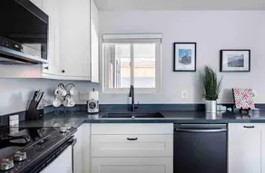 Comfy & Cozy Dt Phx Home w/Jetted SPA STAY & ENJOY - Image 5