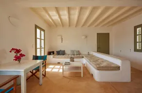 Ochre Dream, Beach front & Sunset villa Naousa - Image 4