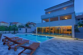 Beautiful modern Villa PHOENIX - Image 5