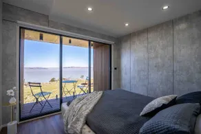 StarGazer - Gorgeous lake views - Image 4