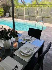 Jahresendrabatt! Modernes und entspannendes Zuhause mit beheiztem Pool und Spa! - Image 4