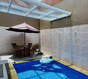 Beautiful Home with Private Pool - Image 2