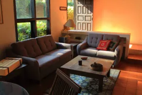 Beautiful garden with Casa de Campo! - Image 4